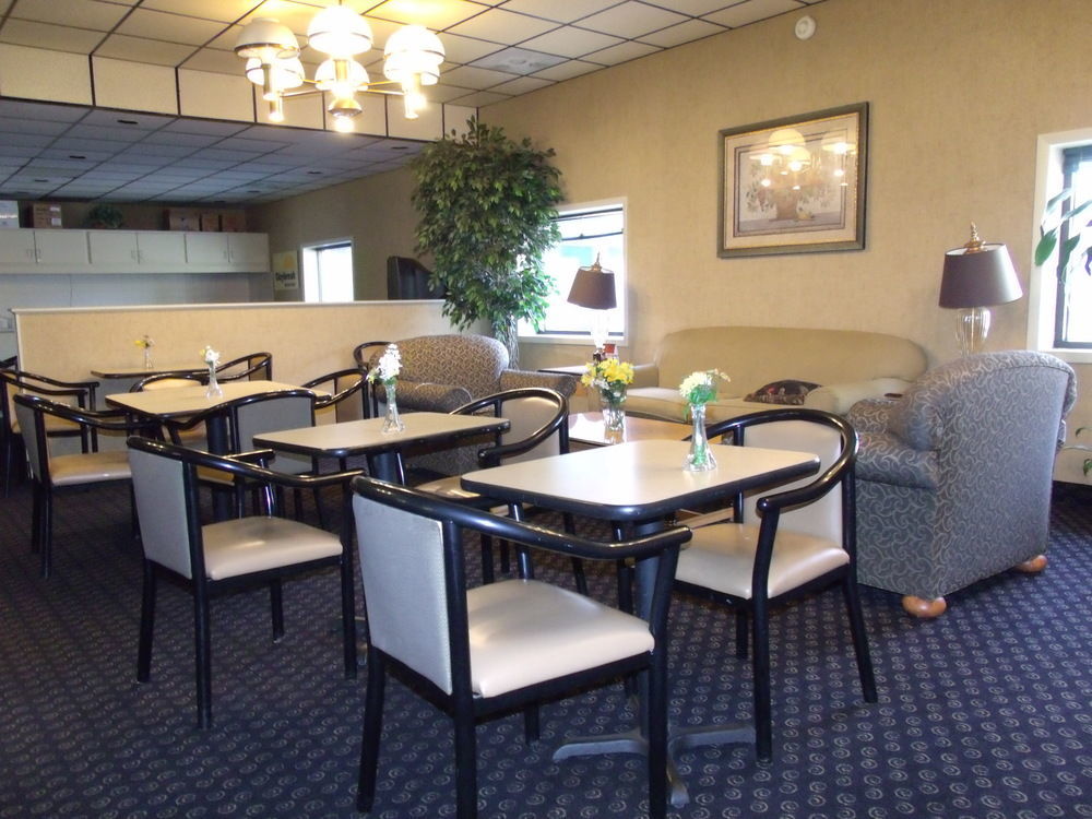 Days Inn By Wyndham Davenport Ia Ngoại thất bức ảnh