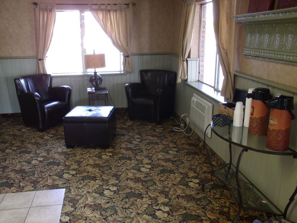 Days Inn By Wyndham Davenport Ia Ngoại thất bức ảnh