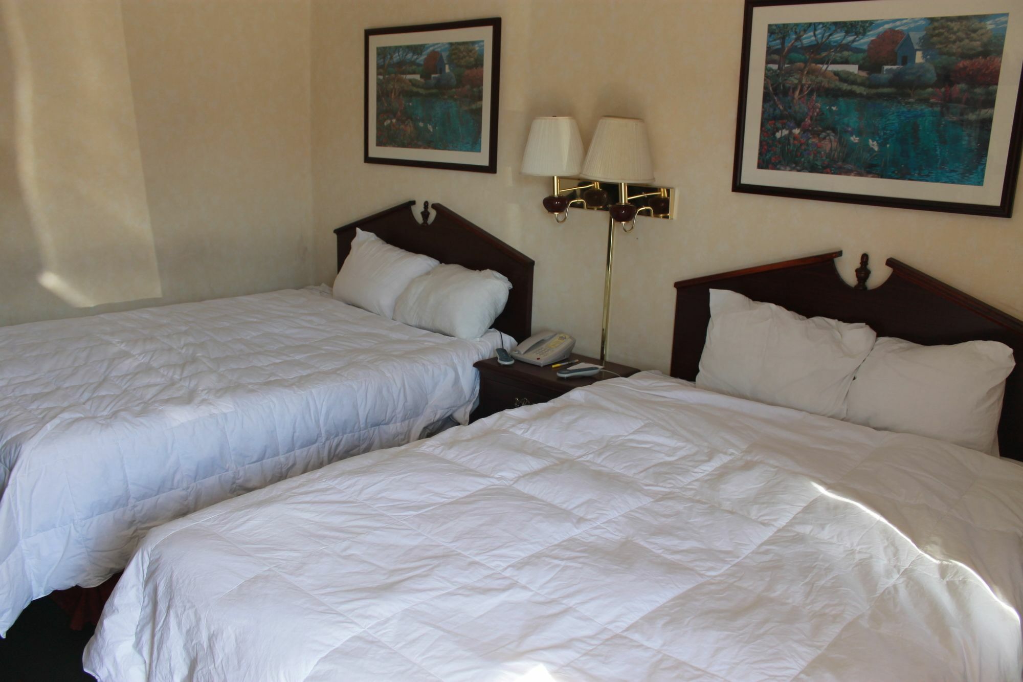 Days Inn By Wyndham Davenport Ia Ngoại thất bức ảnh