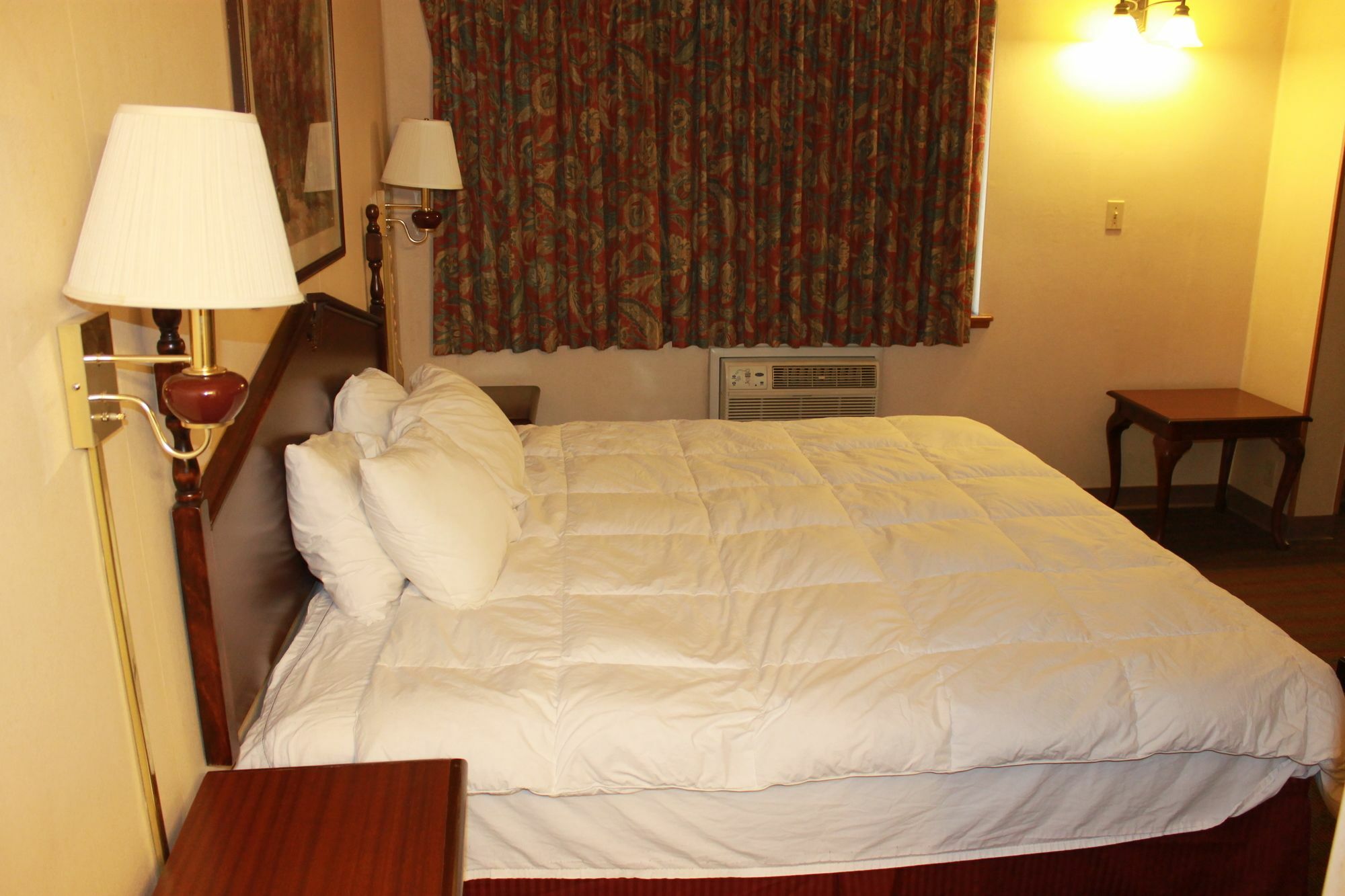 Days Inn By Wyndham Davenport Ia Ngoại thất bức ảnh